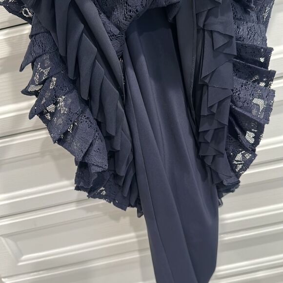Sleeve Tiered Navy Lace - Picture 6 of 12